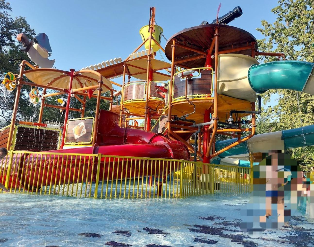 Viktoria Apartman Gyula Bagian luar foto
